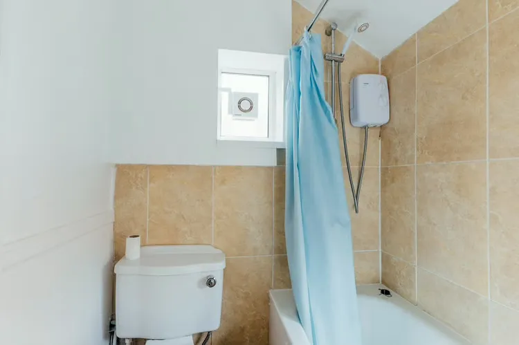 Affordable // West End 4 Bed House // AUG 2026 - Image 5